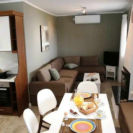 Apartment Pure Blue *